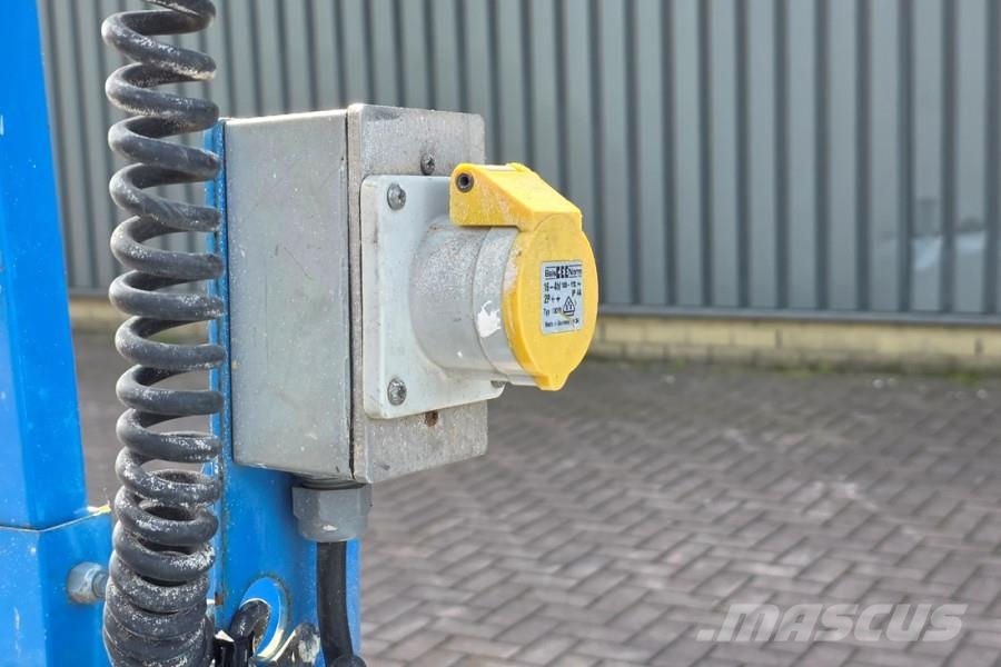 Genie GS1932 Electric, Working Height 7.8 m, 227kg Capac 가위형 리프트