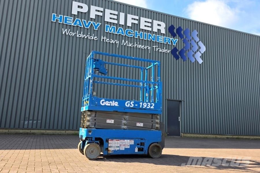 Genie GS1932 Electric, Working Height 7.8 m, 227kg Capac 가위형 리프트