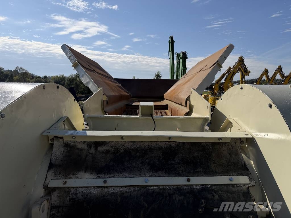 Metso Lokotrack LT116 Mobilie drupinātāji