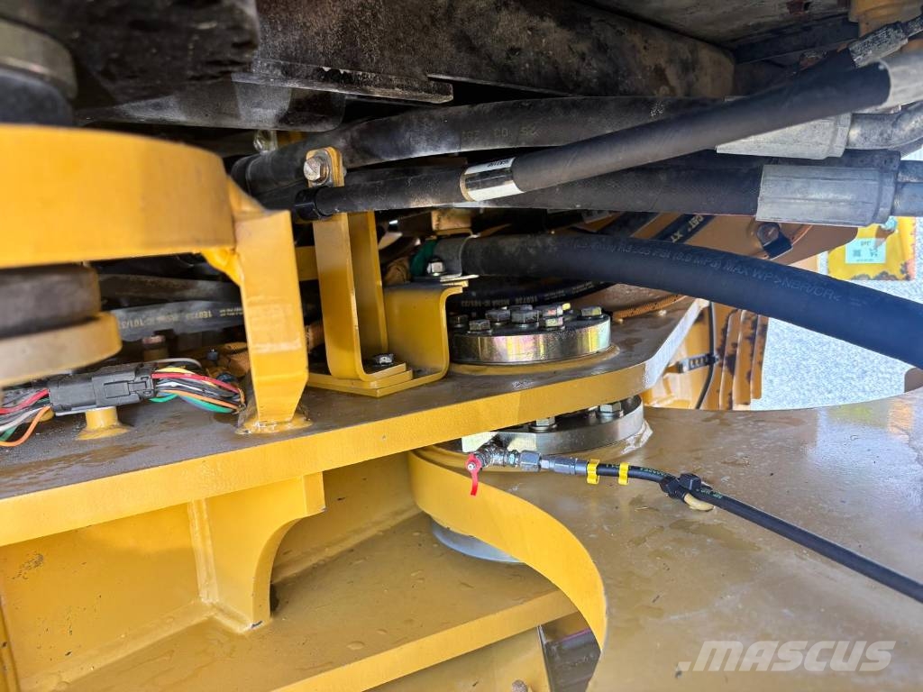 CAT 950 GC Pale gommate