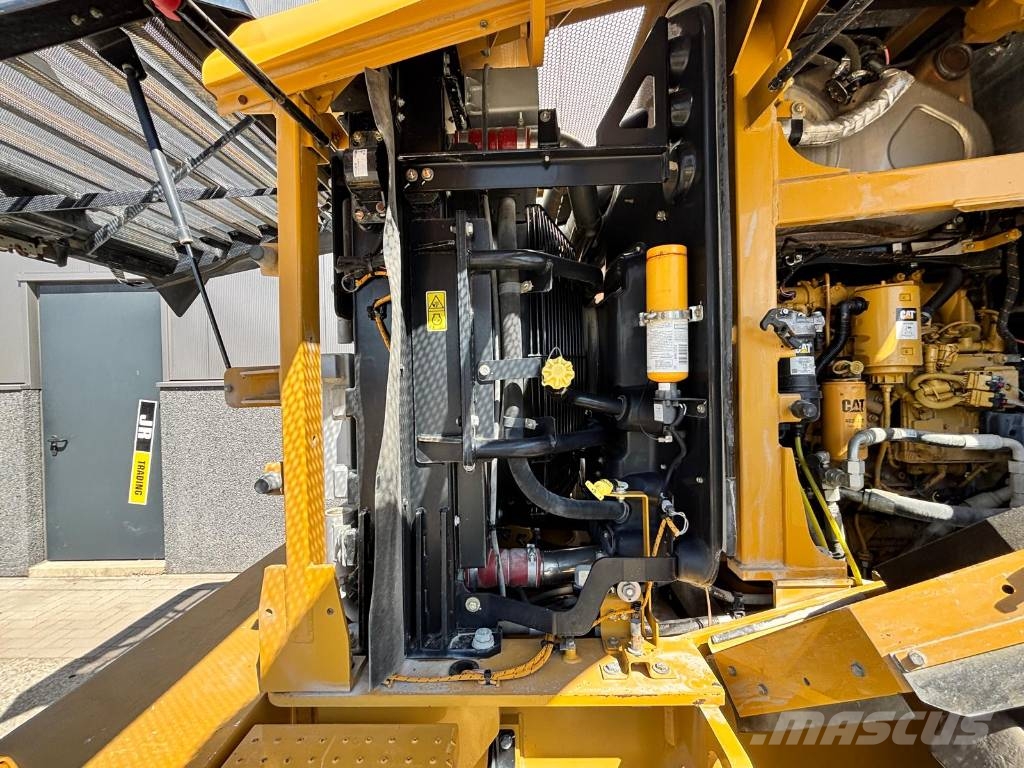CAT 950 GC Pale gommate