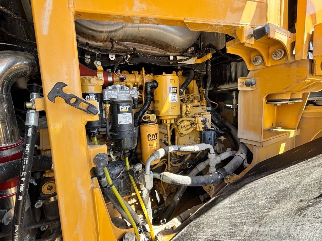 CAT 950 GC Pale gommate