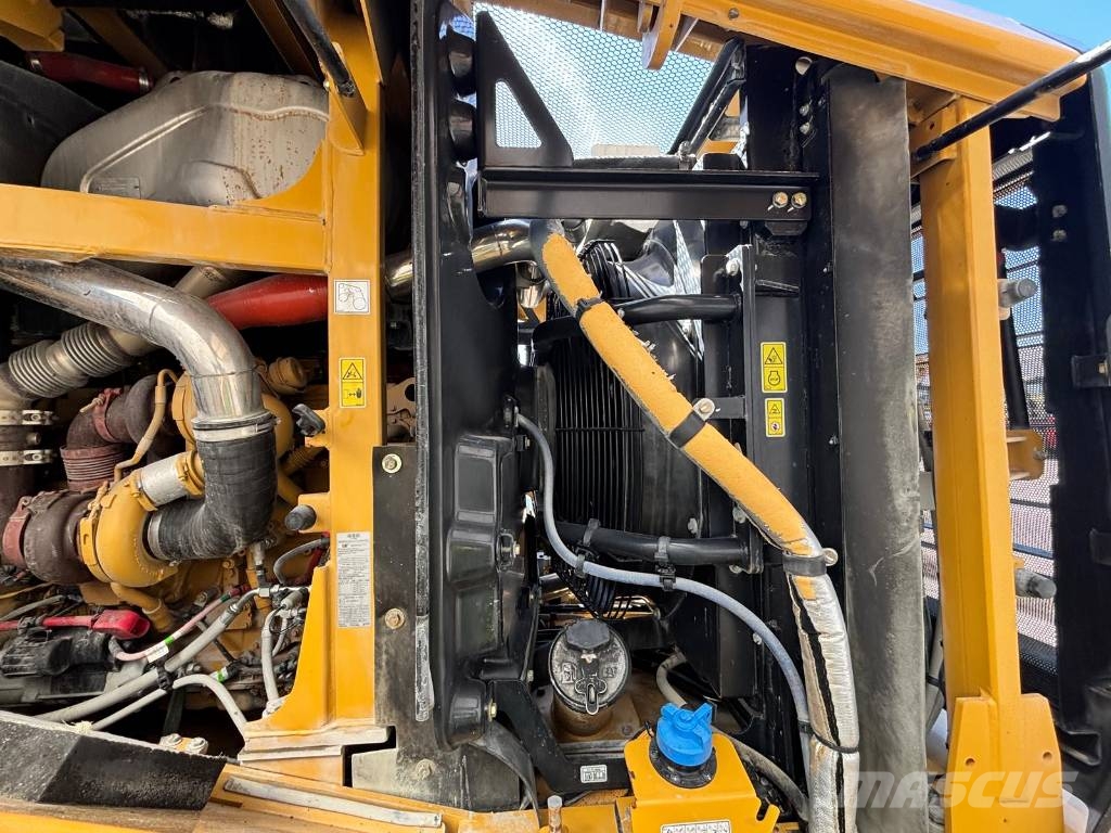 CAT 950 GC Pale gommate