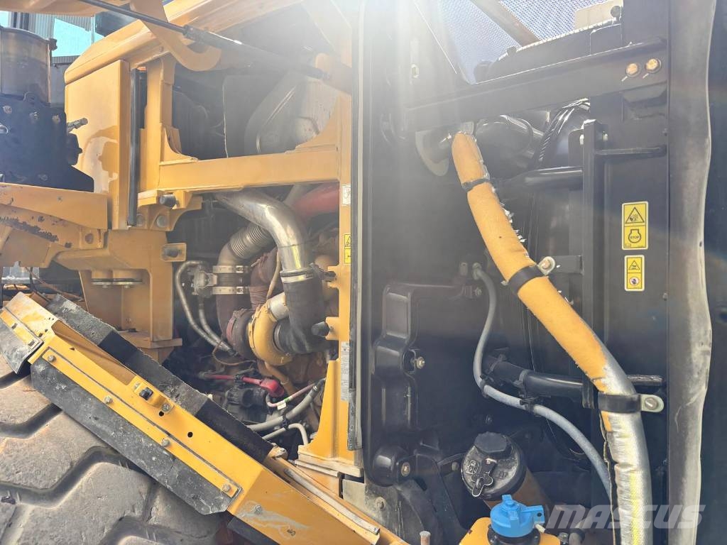 CAT 950 GC Pale gommate