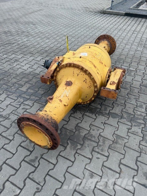 CAT 966 G REAR AXLES USED محور العجلة