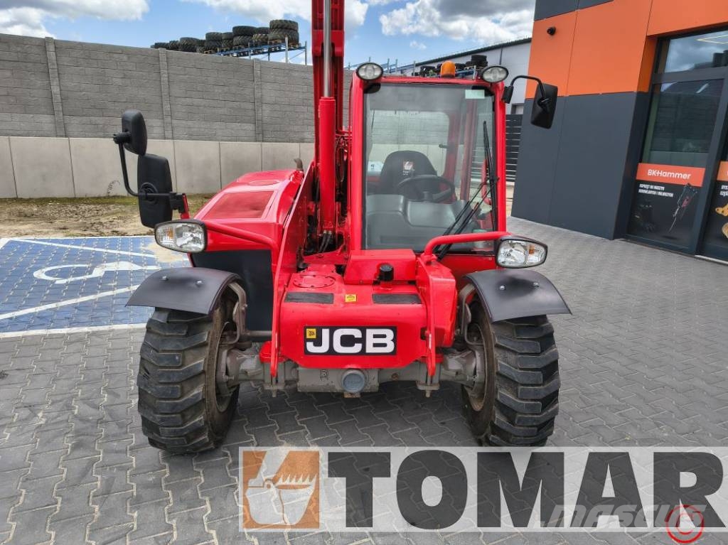 JCB 525-60 Teleskopické manipulátory
