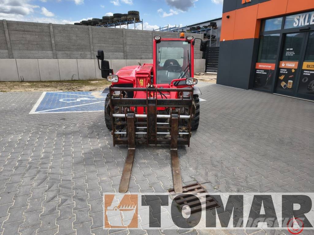 JCB 525-60 Teleskopické manipulátory