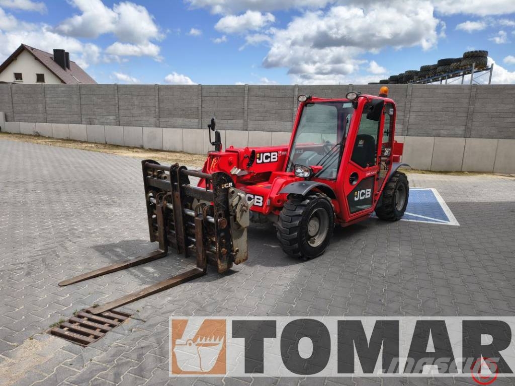 JCB 525-60 Teleskopické manipulátory