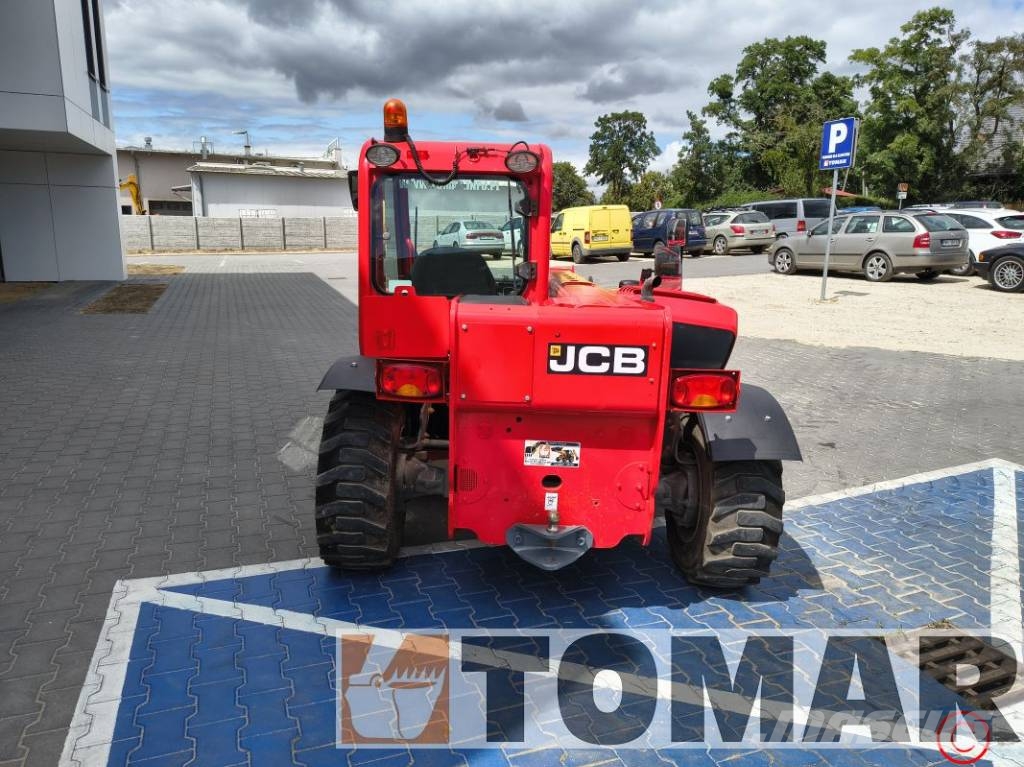 JCB 525-60 Teleskopické manipulátory
