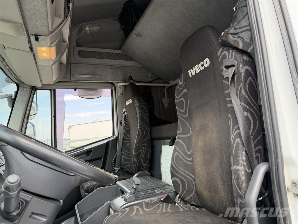 Iveco Eurocargo VIN 676 Pressukapelli kuorma-autot