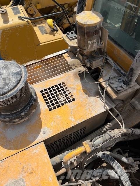 Hyundai Robex 450 LC7 Bageri guseničari