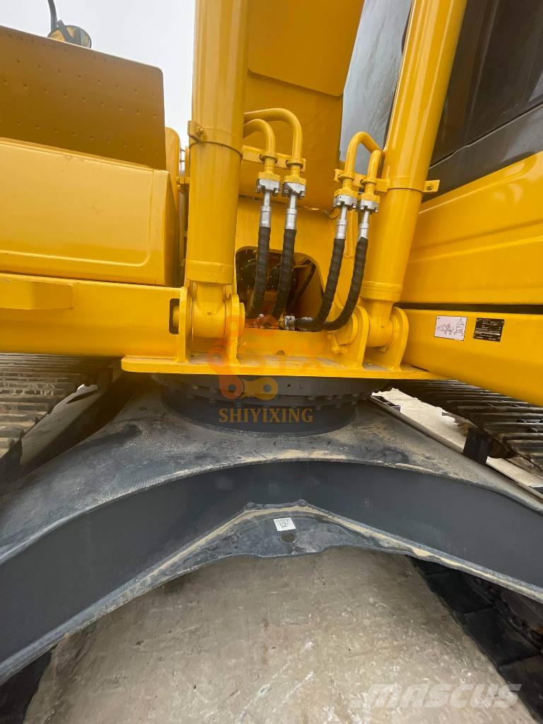 Komatsu PC 200 8N Bagri goseničarji