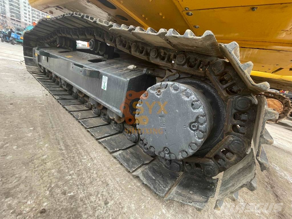 Komatsu PC 200 8N Bagri goseničarji