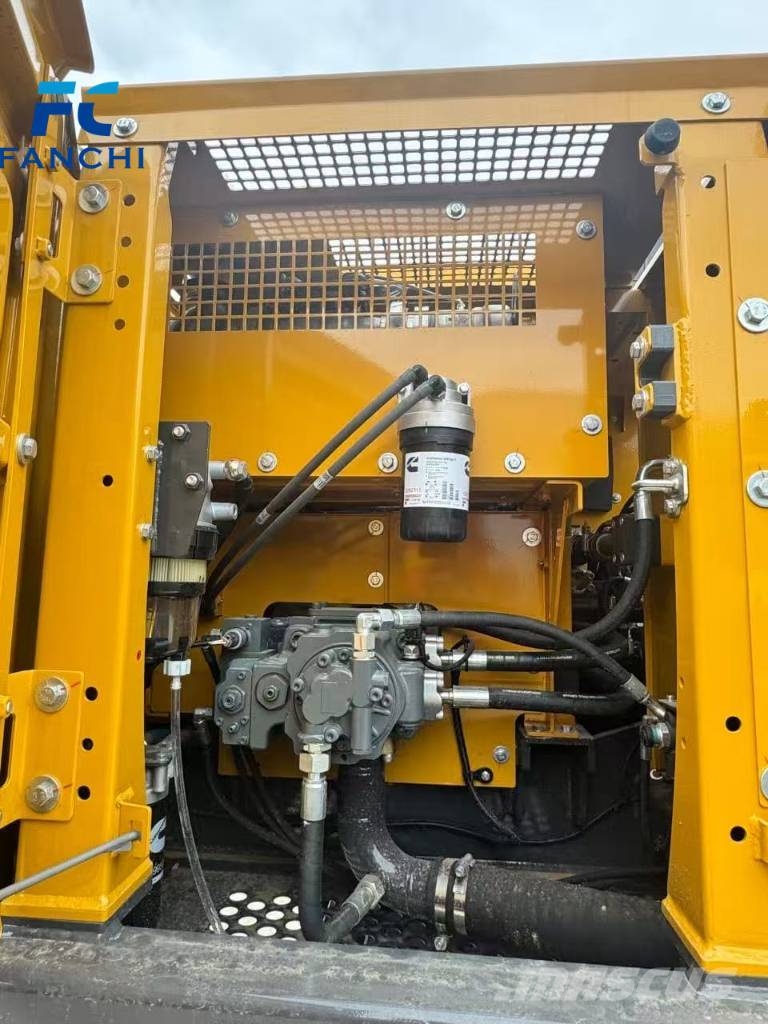 XCMG XE 135 GA 履带挖掘机