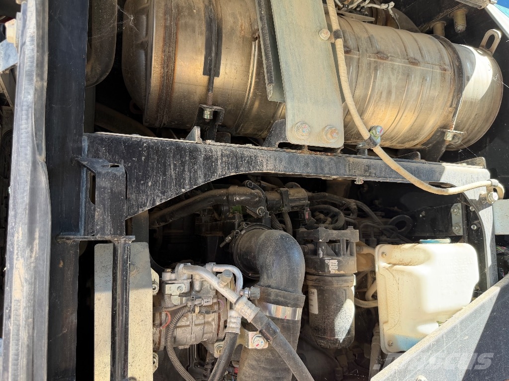 Hitachi 19to WheelLoader ZW 220-6 Quickhitch AC ZSA 250 31 لوادر بعجل