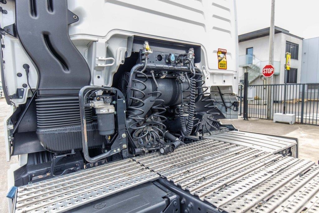 MAN TGX 18.470 BL SA +ADR+INTARDER Vetopöytäautot