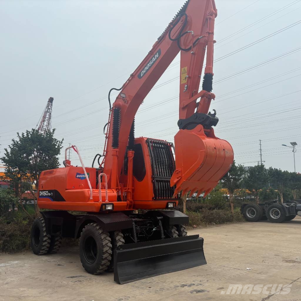 Doosan DH150W-7 Wielgraafmachines