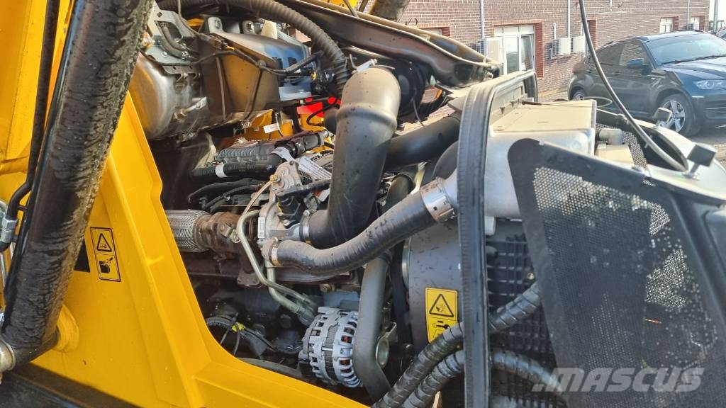 JCB 3CX *NEW* Ekskavaatorlaadurid