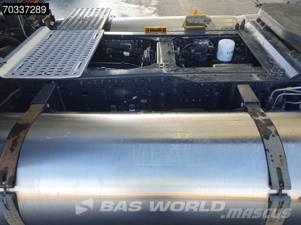 Iveco S-Way 460 S-Way 4X2 LNG! Retarder 2xTanks ACC Stan Sadulveokid