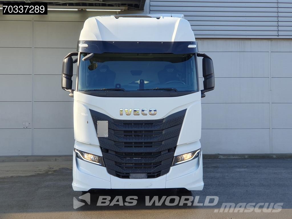 Iveco S-Way 460 S-Way 4X2 LNG! Retarder 2xTanks ACC Stan Nyergesvontatók