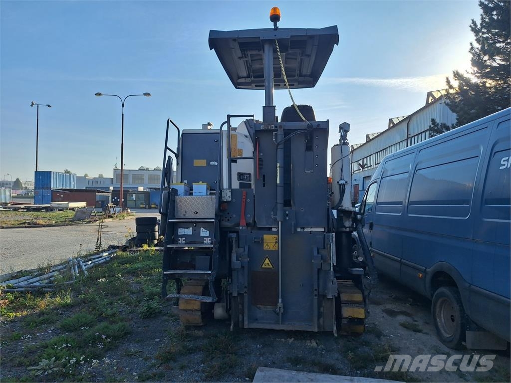 Wirtgen W 100 FI Diger