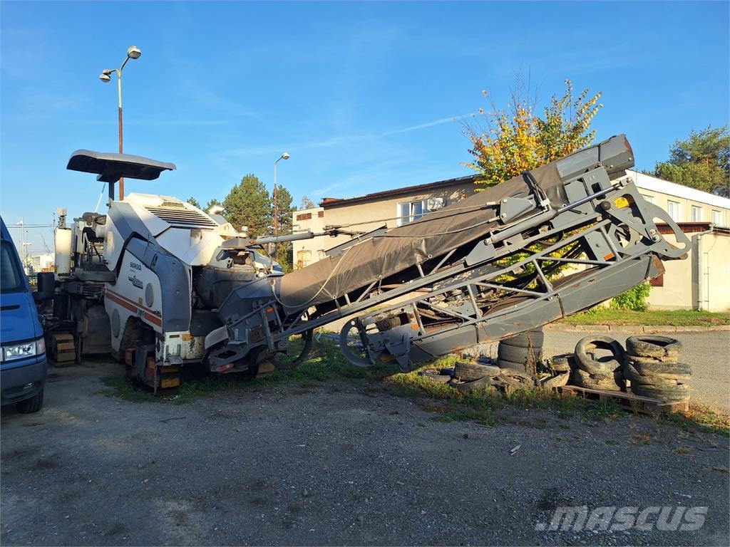 Wirtgen W 100 FI Diger
