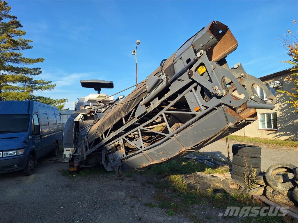 Wirtgen W 100 FI Diger