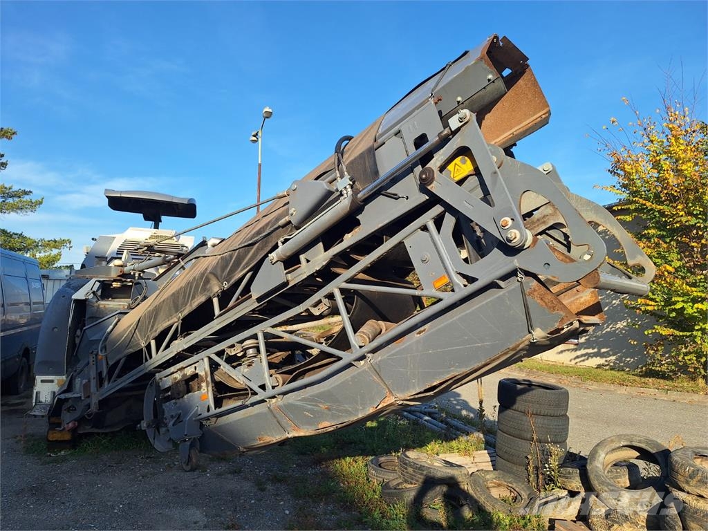 Wirtgen W 100 FI Diger
