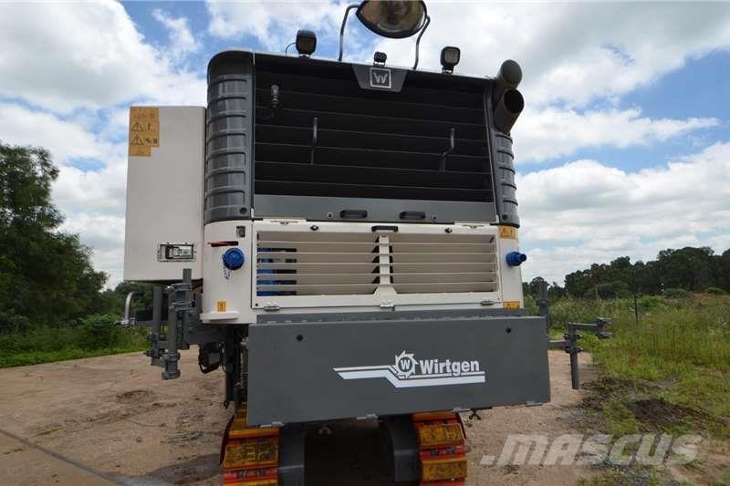 Wirtgen W220 Autre camion