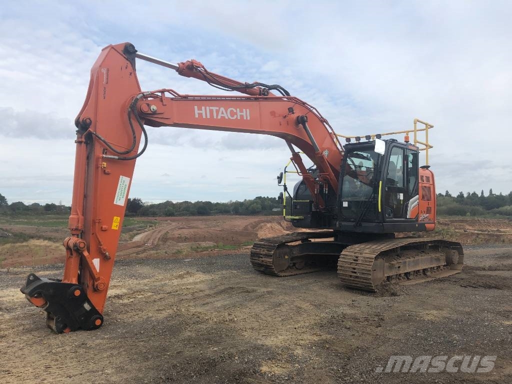 Hitachi ZX225USLC-7 Kāpurķēžu ekskavatori
