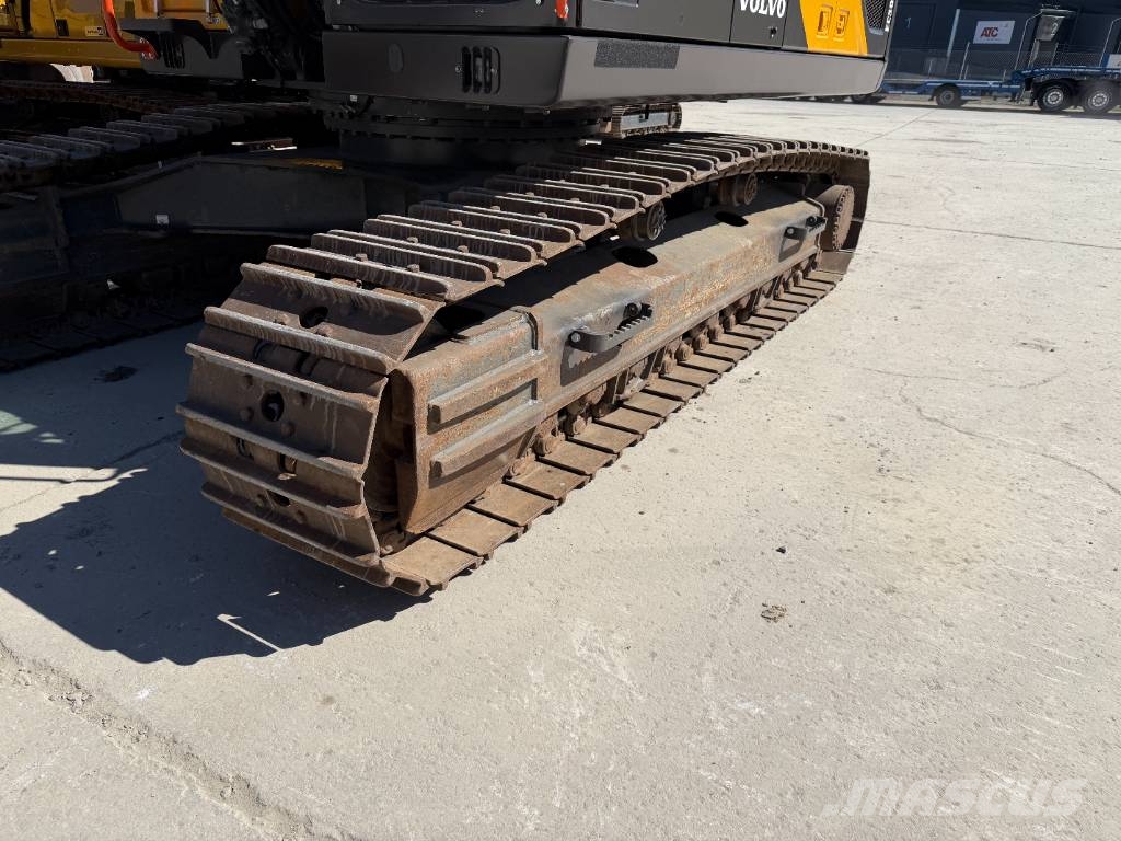 Volvo EC 300 EL Гусеничные экскаваторы