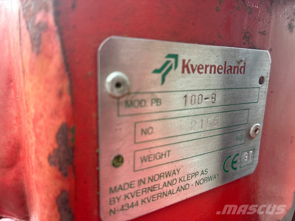 Kverneland PB-100- 7 fure Wendepflüge