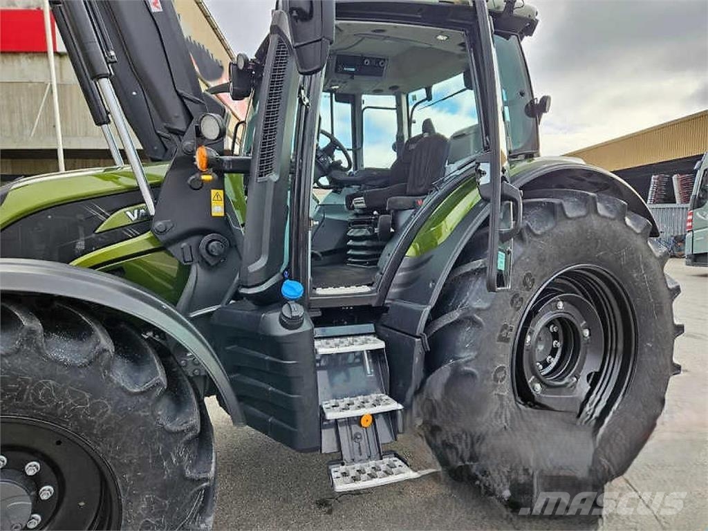 Valtra N 155e D 2B1 FL Tractors