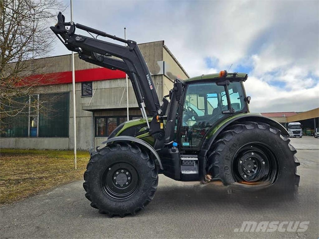 Valtra N 155e D 2B1 FL Tractors