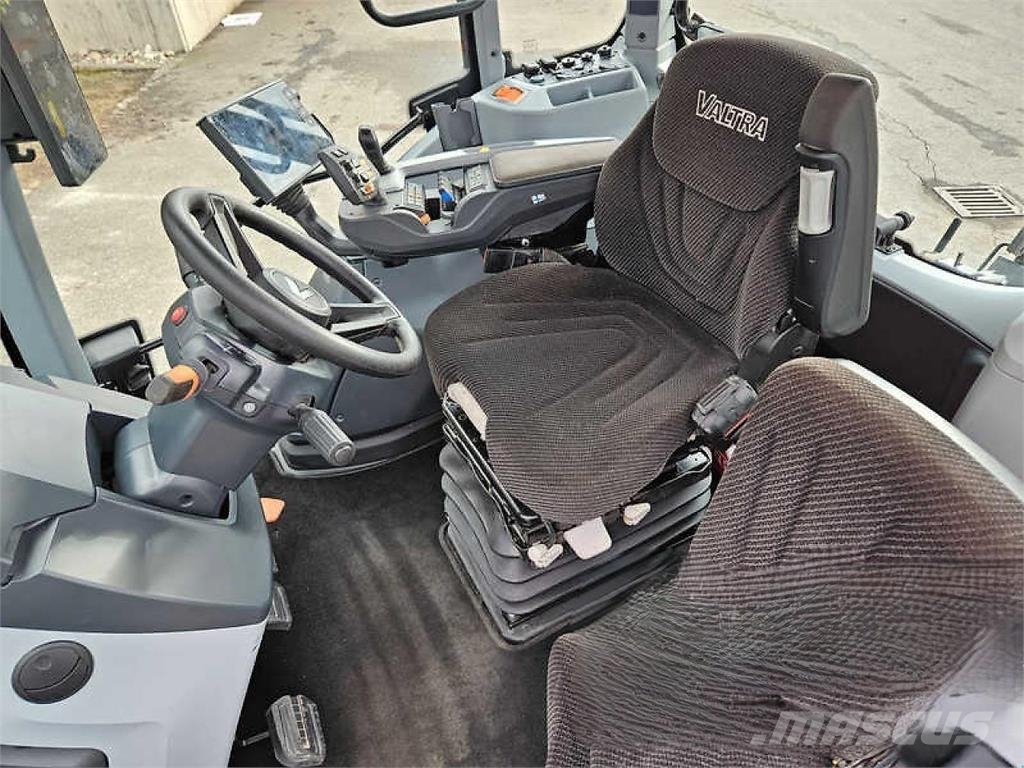Valtra N 155e D 2B1 FL Tractors