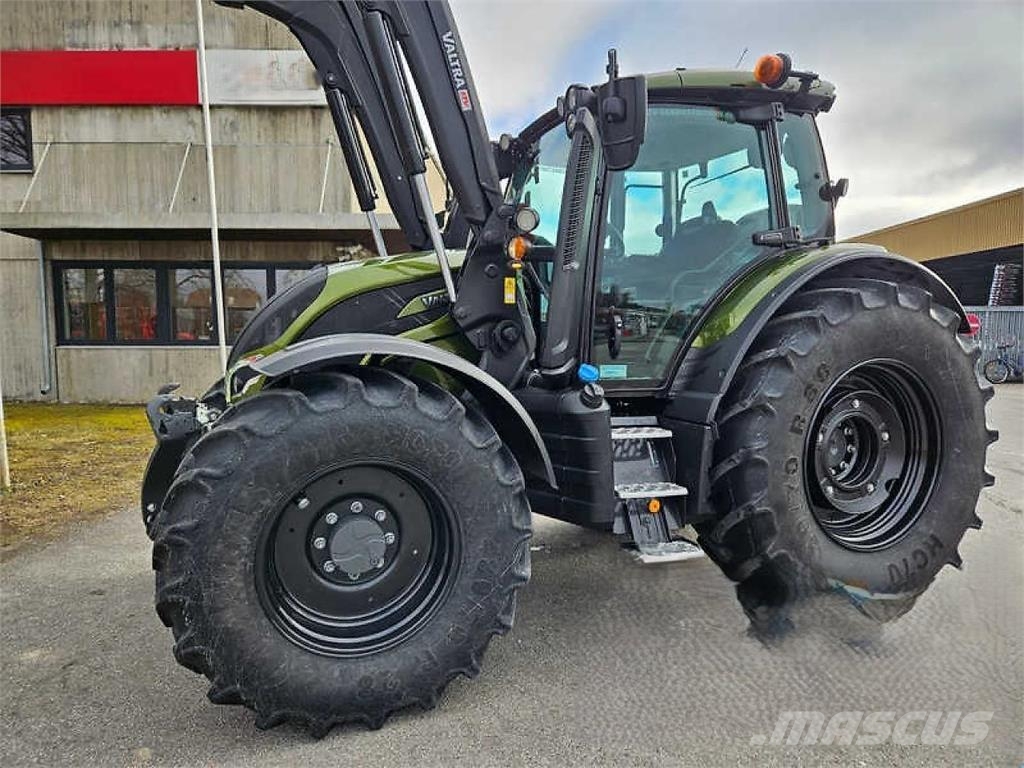 Valtra N 155e D 2B1 FL Tractors
