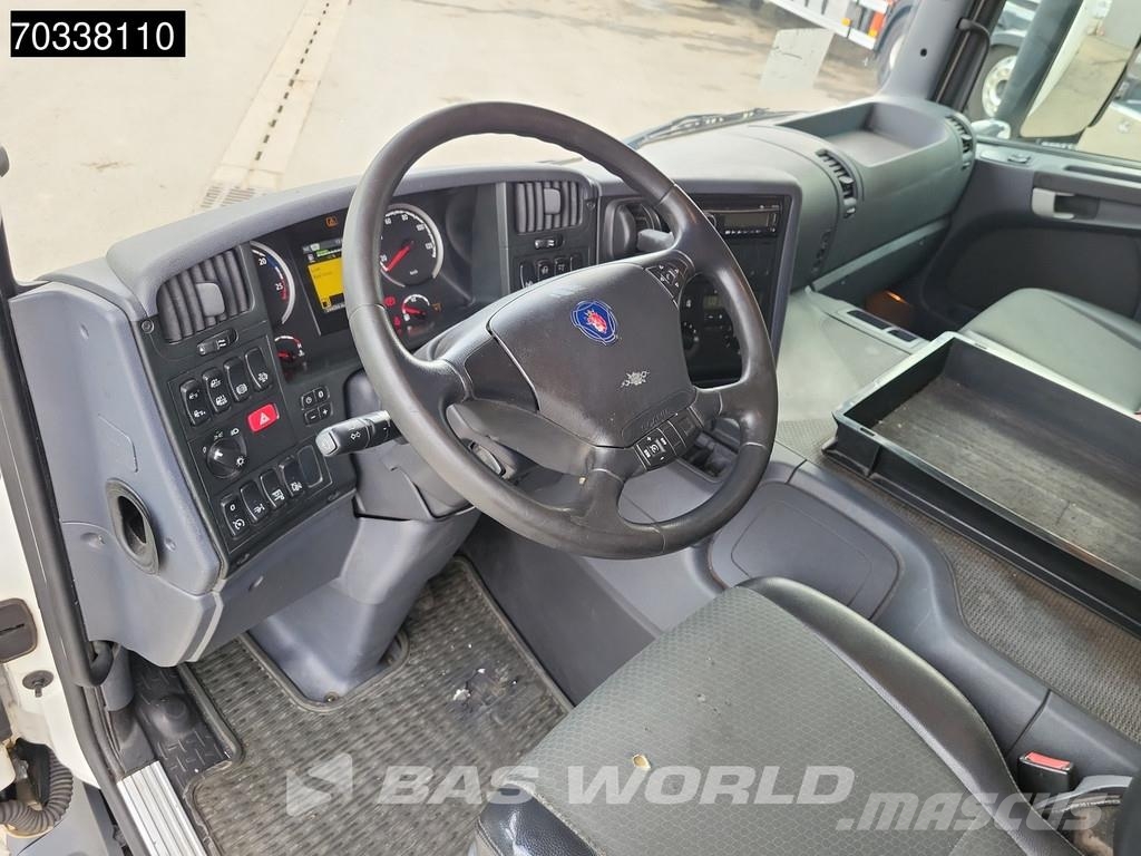Scania P320 P 6X2 3000kg Ladebordwand Lift+steering axle Bakwagens met gesloten opbouw