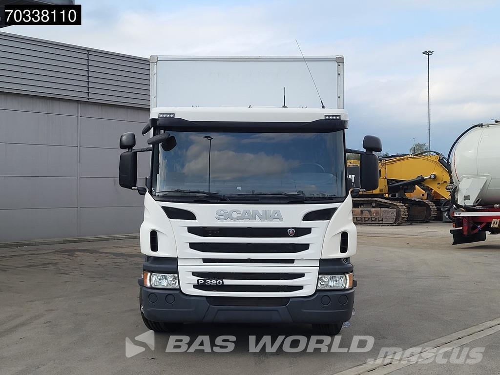 Scania P320 P 6X2 3000kg Ladebordwand Lift+steering axle Bakwagens met gesloten opbouw