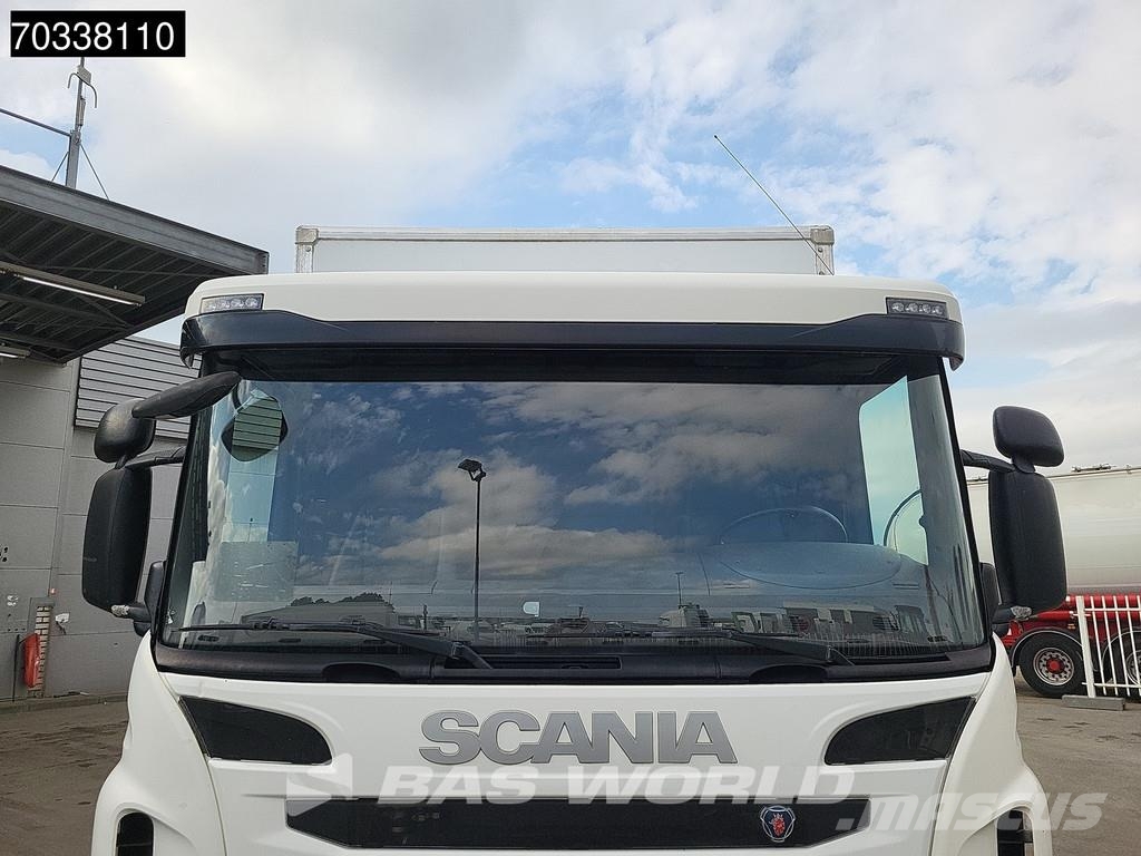 Scania P320 P 6X2 3000kg Ladebordwand Lift+steering axle Bakwagens met gesloten opbouw