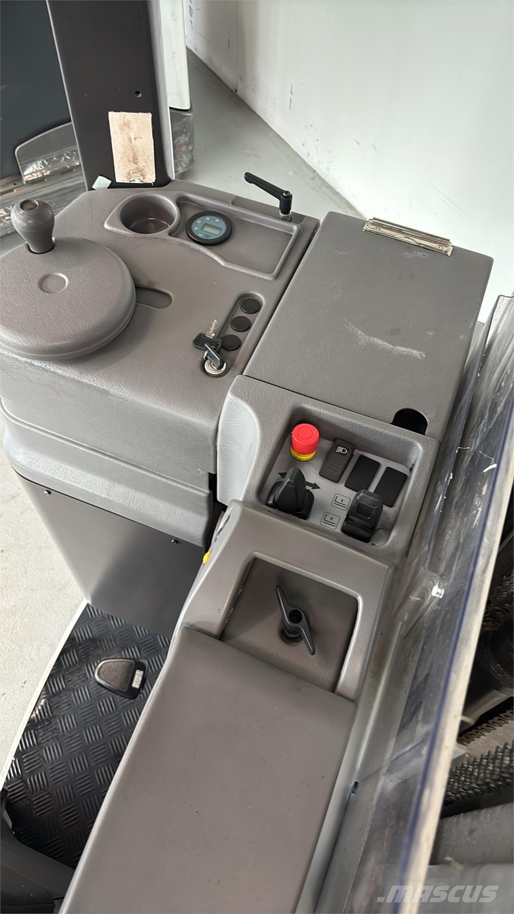 Atlet AJN160 Elektromos gyalogkíséretű targoncák
