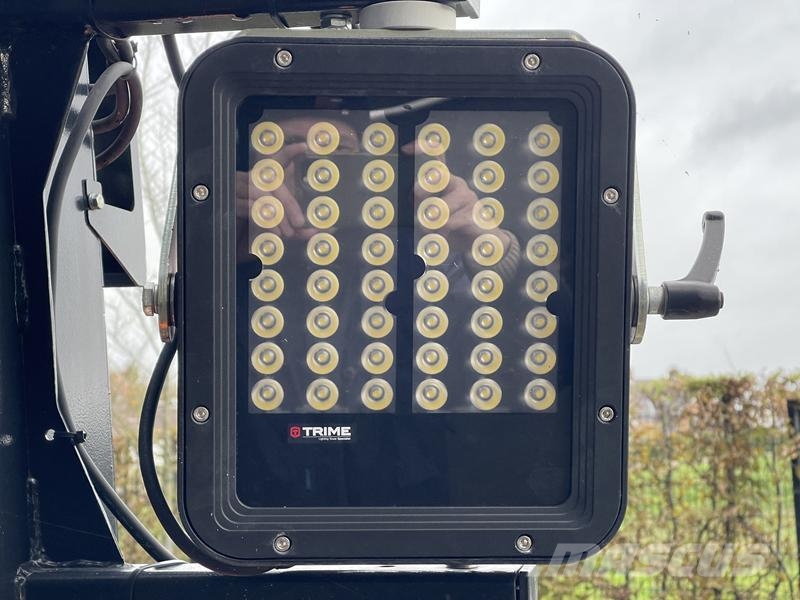 Tower Light VB 9 LED 照明燈