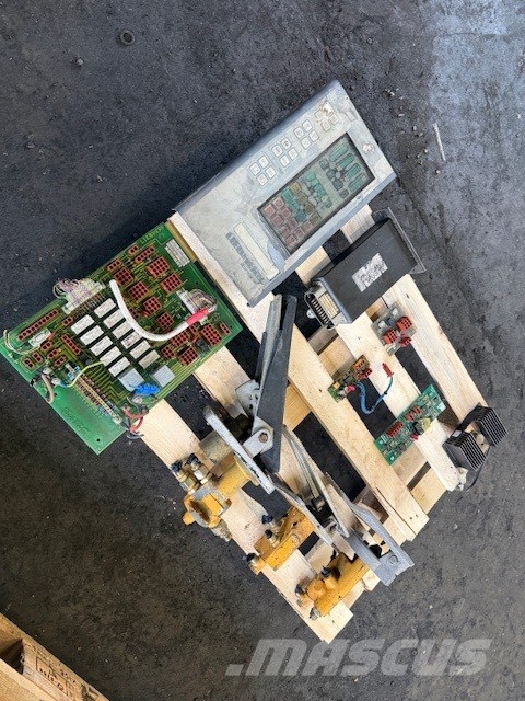 Liebherr SERIR B USED PARTS CAB Førerhus og Interiør