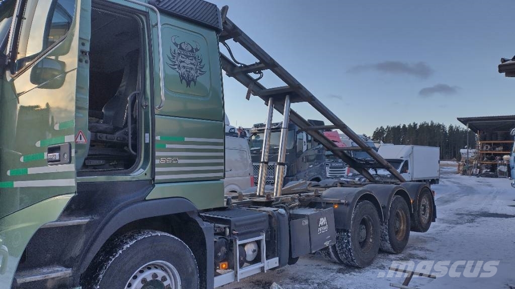 Volvo FH16 8x4 kippaavat konttilaitteet Bañeras basculantes usadas
