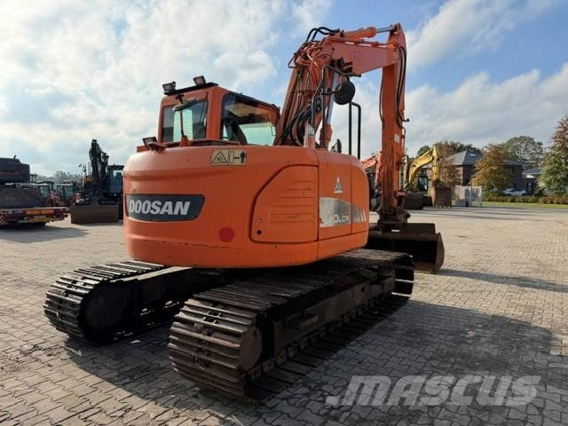 Doosan DX 140 LCR Kāpurķēžu ekskavatori