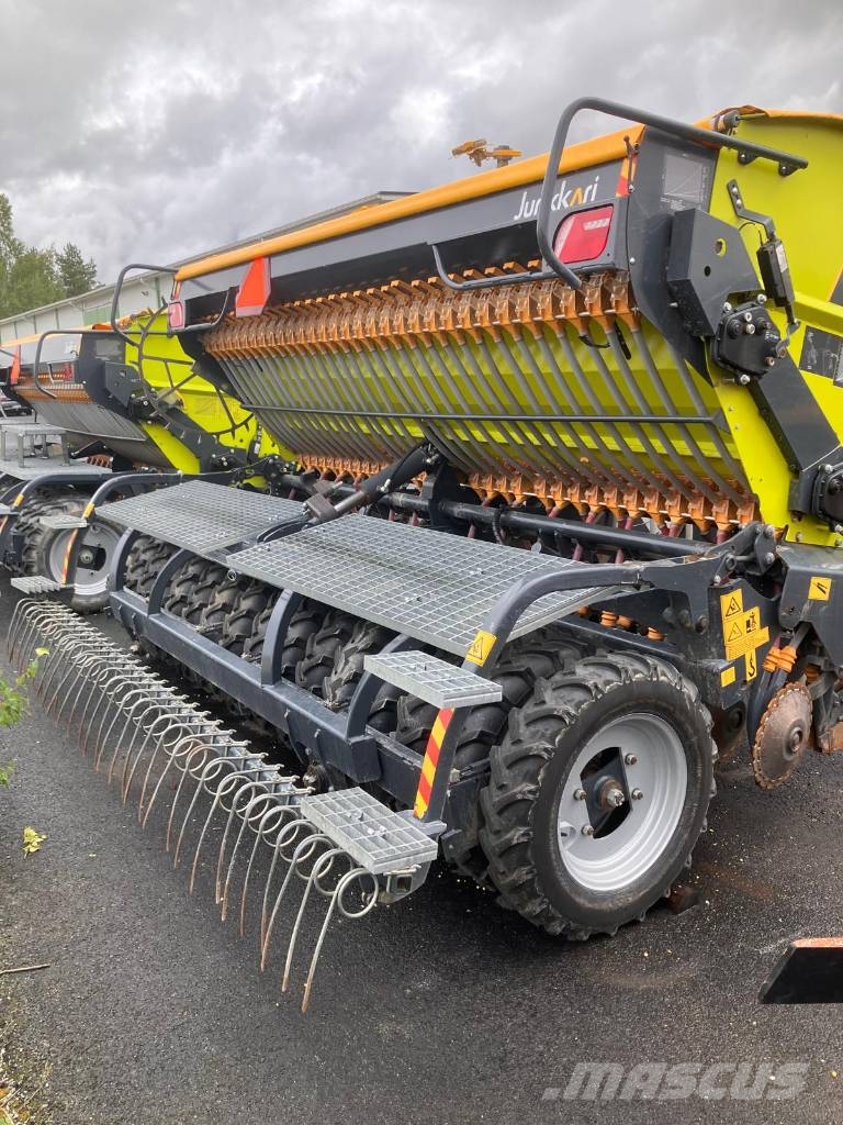 Junkkari T400 Plus Isobus Perfuradoras combinadas