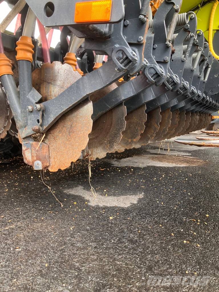 Junkkari T400 Plus Isobus Perfuradoras combinadas