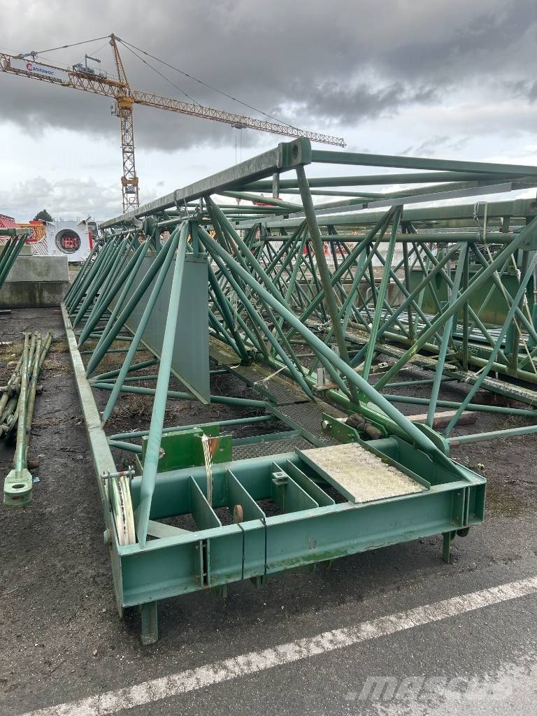 Potain MR295 塔式起重機