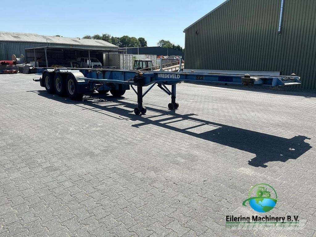 Schmitz Cargobull Cargobull, Fruehauf container chassis, LAG tipper Sin carrozar