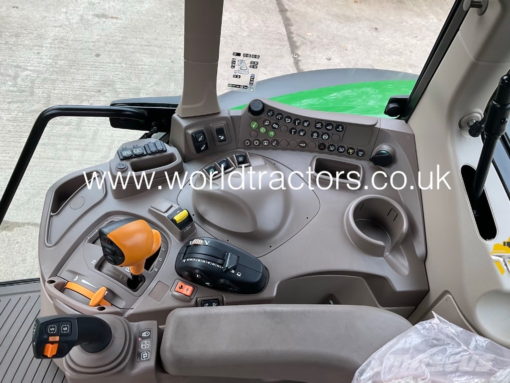 John Deere 6M 125 Traktoren