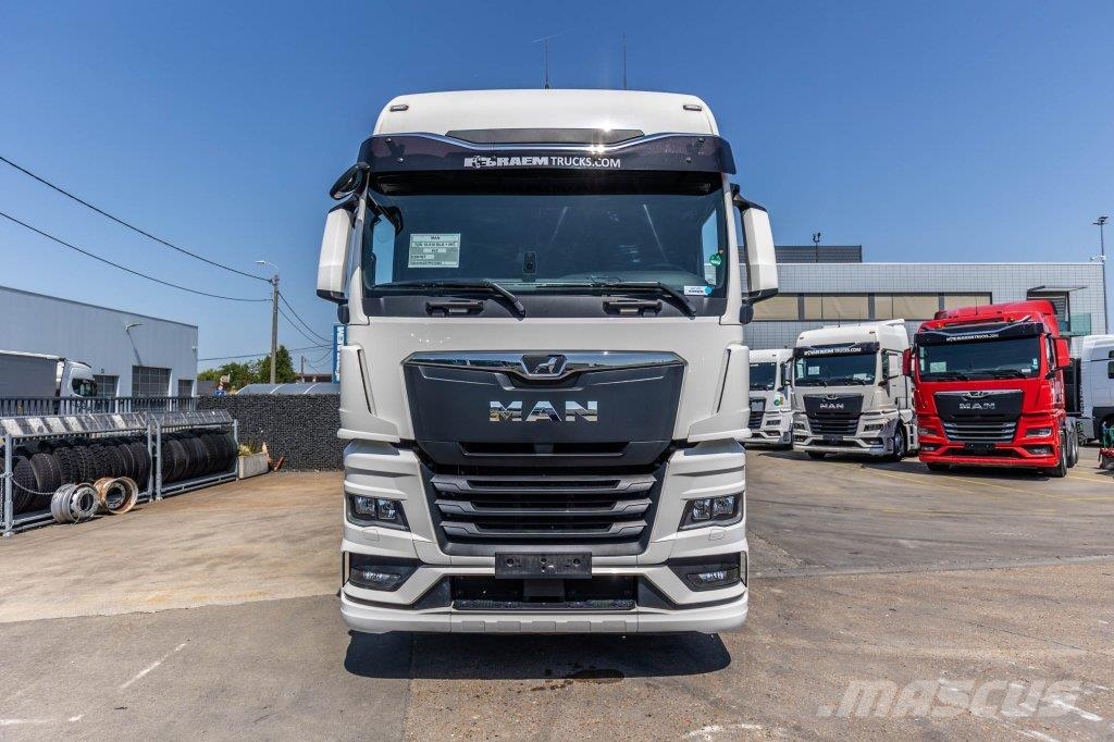 MAN TGX 18.510 BLS - INTARDER Vetopöytäautot